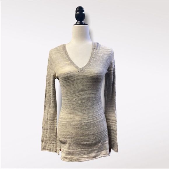 PRANA | Women's Gray Hooded Light Sweater - Picture 1 of 4